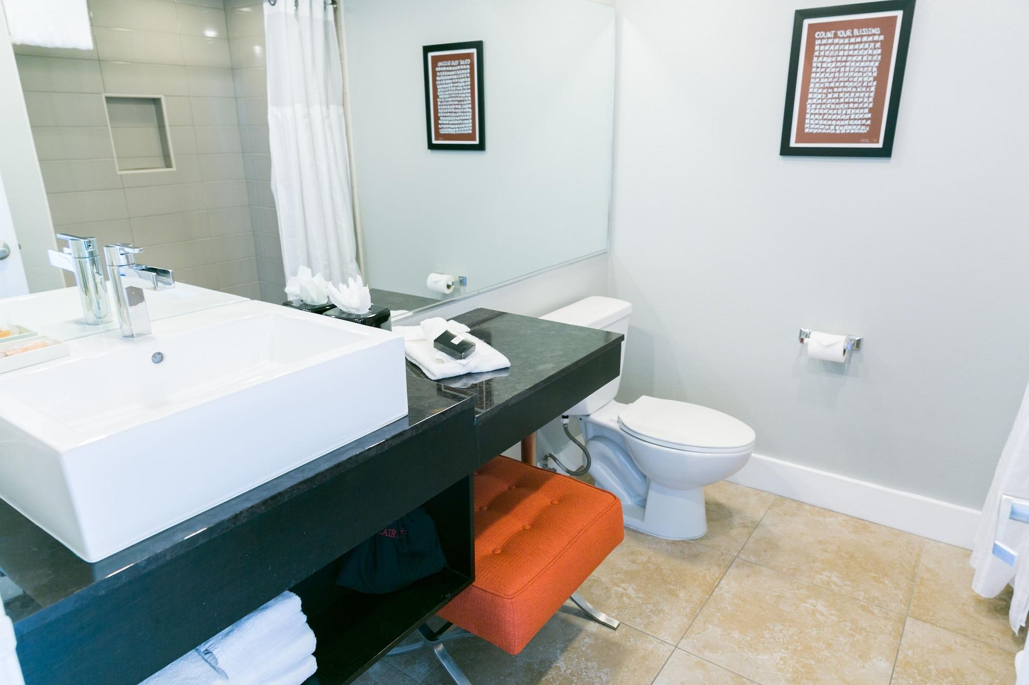 Hotel Current Long Beach Bagian luar foto