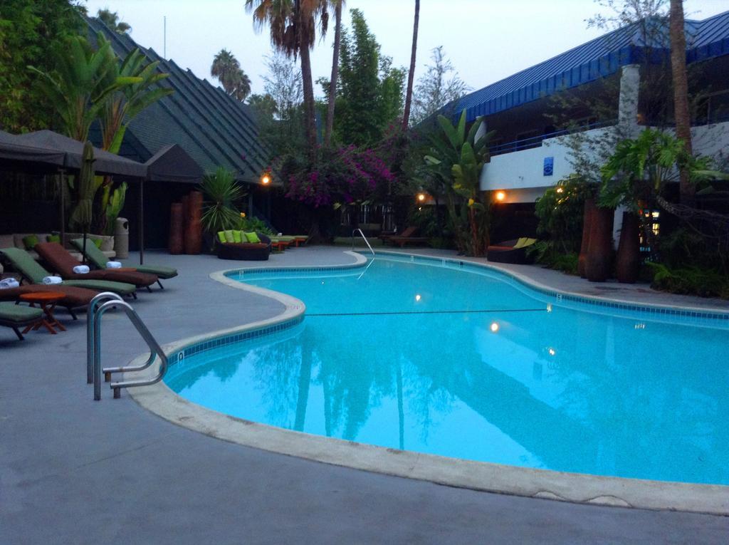 Hotel Current Long Beach Bagian luar foto
